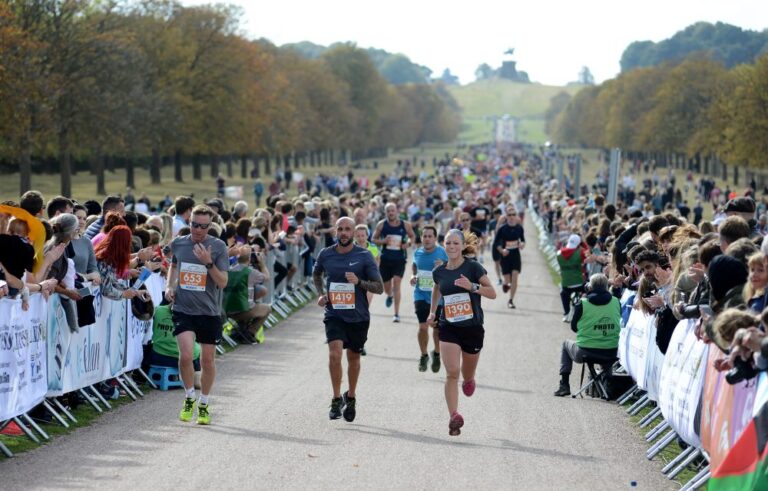 Runners on The Long Walk, Windsor Half Marathon.