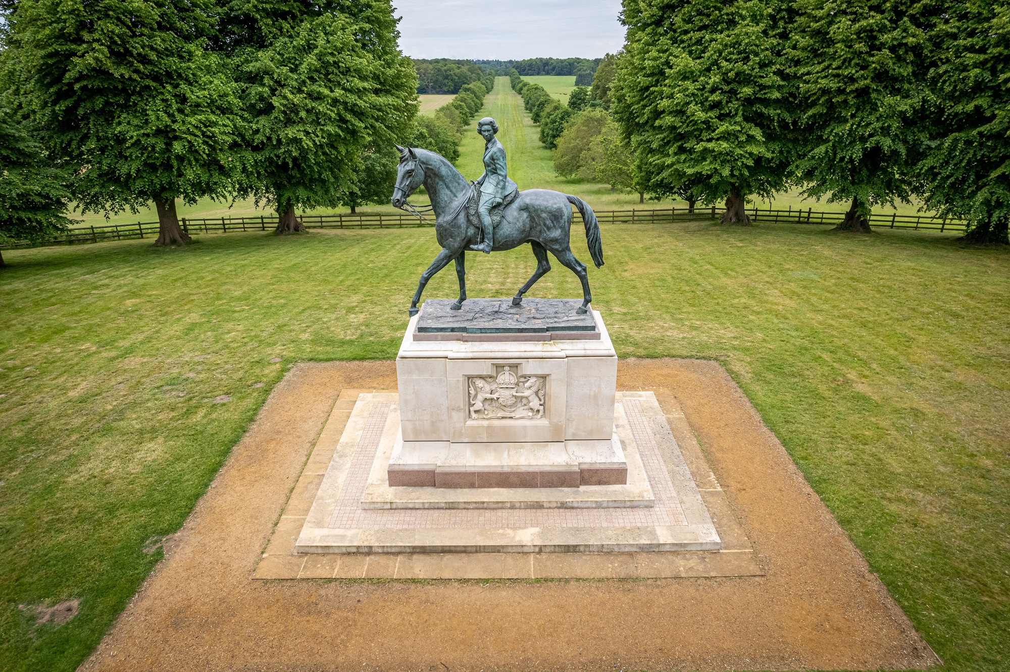 The Jubilee Statue, Queen Anne's Ride, Windsor Great Park.