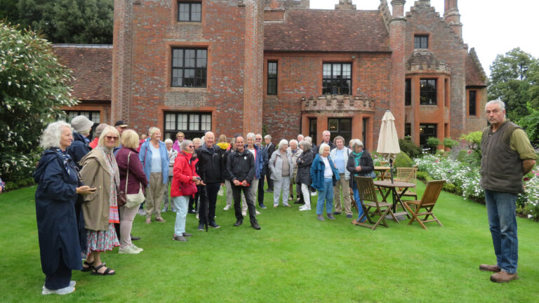 Chenies 2