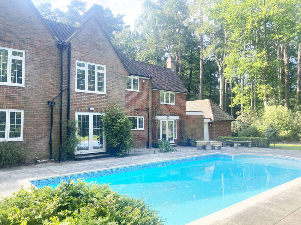 Outdoor heated swimming pool. Heathlands, Swinley Road, Ascot.